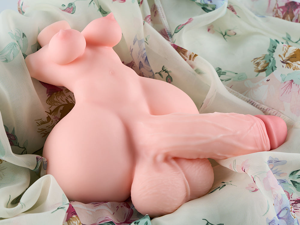 Mini Tori: Futa Hentai Fantasy Torso Sex Doll Big Dick